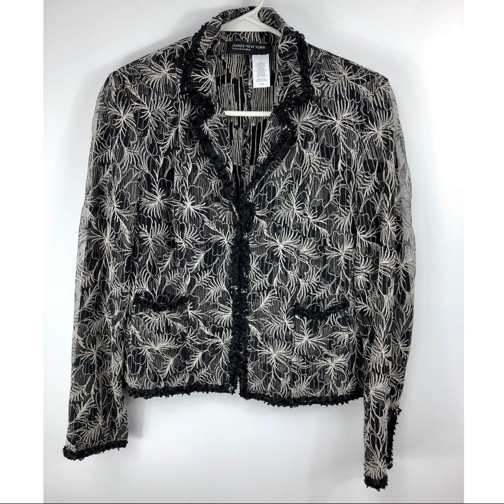 Jones New York cropped‎ blazer structured shoulders